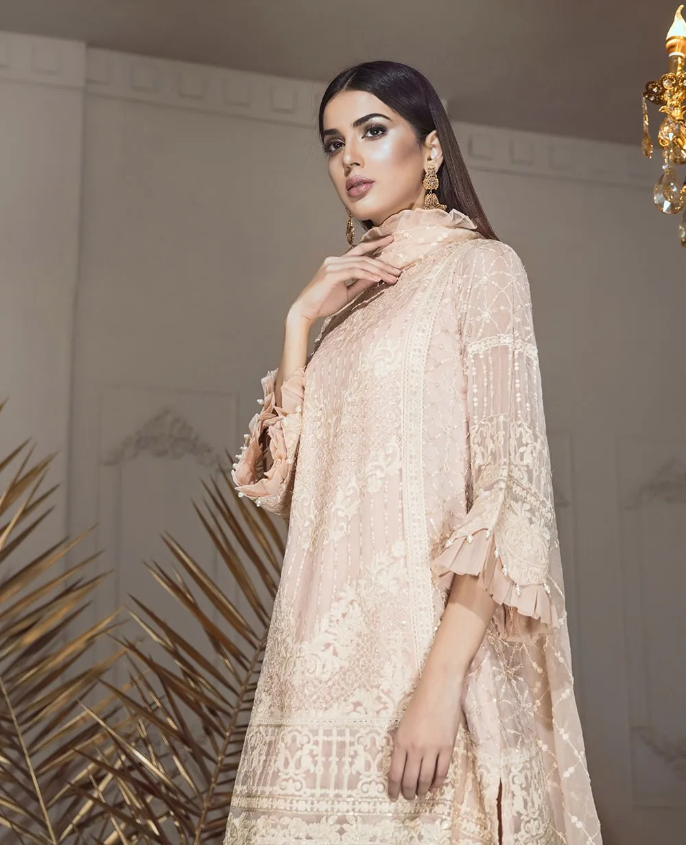 Eshaal Luxury Embroidered Chiffon Collection Vol-4 by Emaan Adeel – Peach Pearle